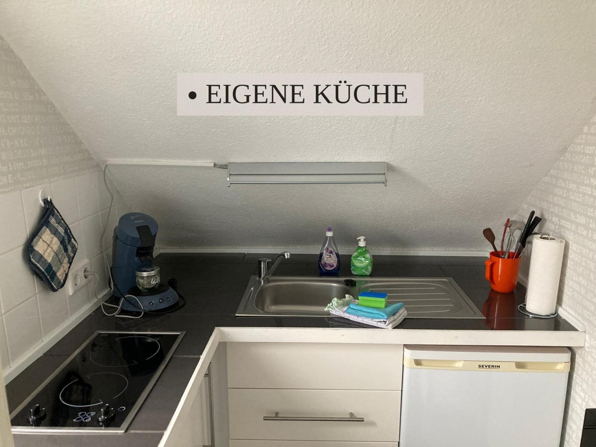 Haus Krabbe: Central Pet-Friendly Apartment Near Bremerhaven Wremen Exterior photo
